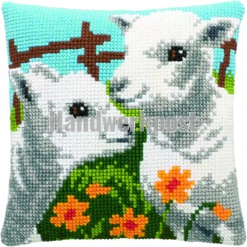 kreuzstichkissen lammetjes in de wei