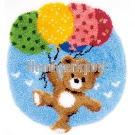 knüpfdecke beer met ballonnen