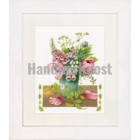 stickpackung marjolein bastin, vaas met zomerboeket