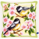 kreuzstichkissen koolmeesjes met bloesem